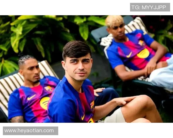 足球明星拼凑壁纸图片打造个性化桌面风格让你的屏幕焕然一新